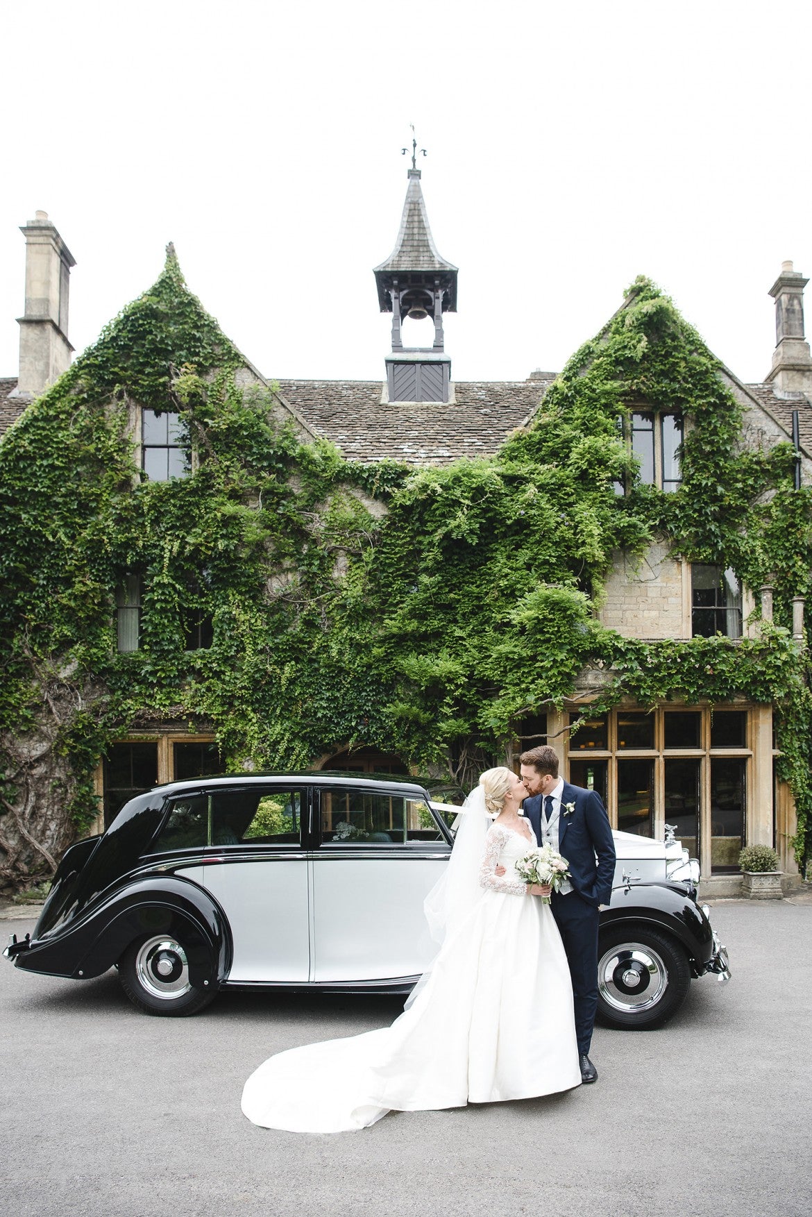 Laura & Patrick’s beautiful Cotswolds wedding