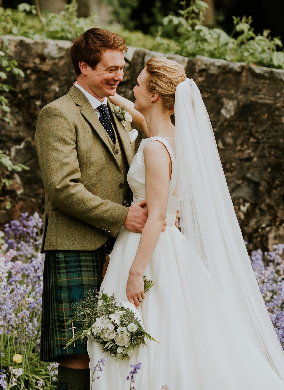 Araminta and Jamie’s Scottish Garden Wedding