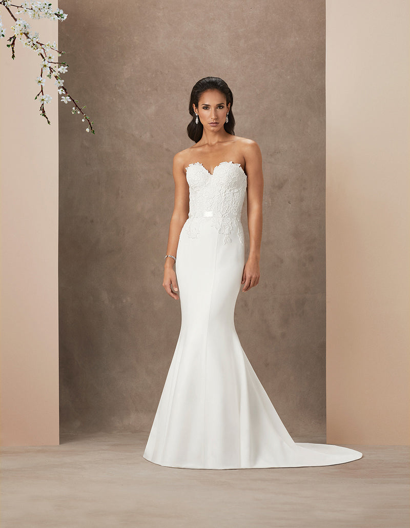 The Power Of Love Lookbook Caroline Castigliano