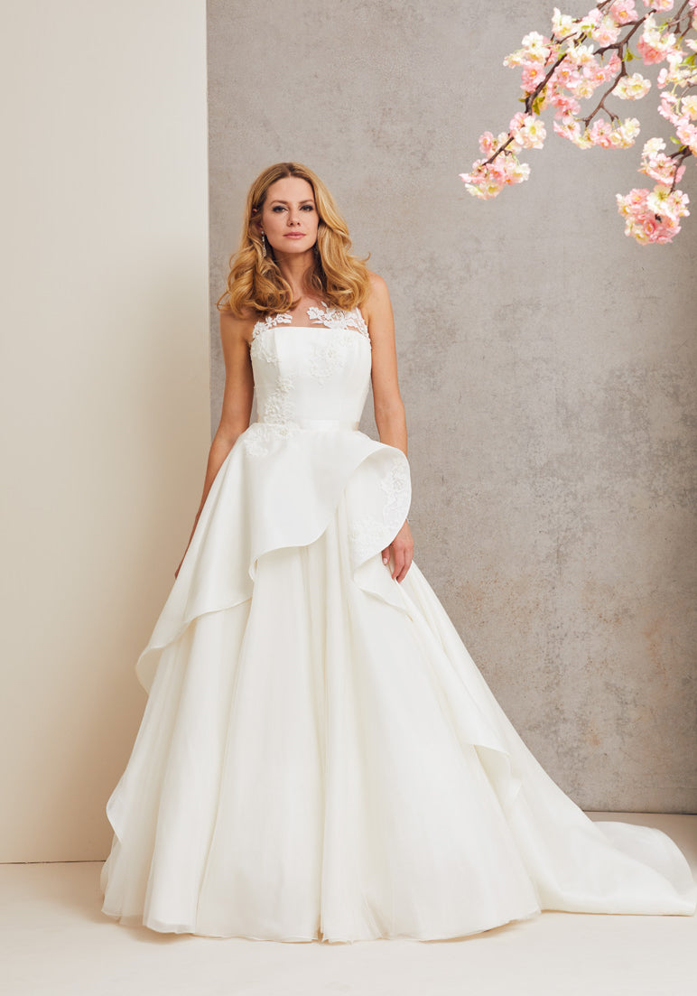 Caroline Castigliano Love Story Designer Wedding Dress