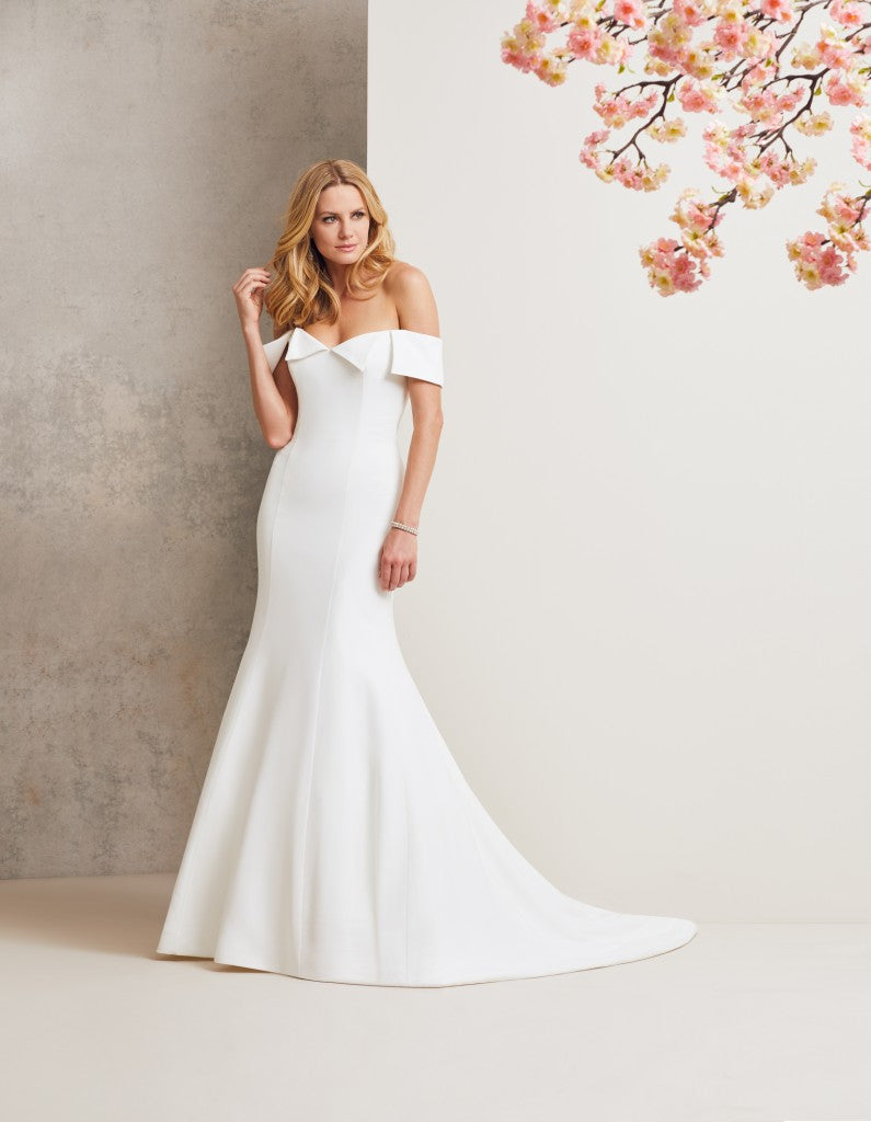 Manhattan designer wedding dress by Caroline Castigliano