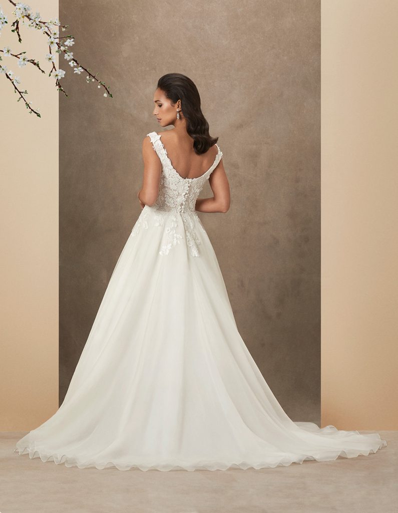 Aura luxury wedding gown by Caroline Castigliano